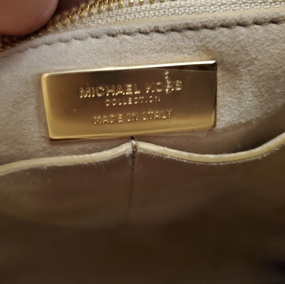 Michael Kohrs Collection Leather Tote Bag - Picture 6 of 7